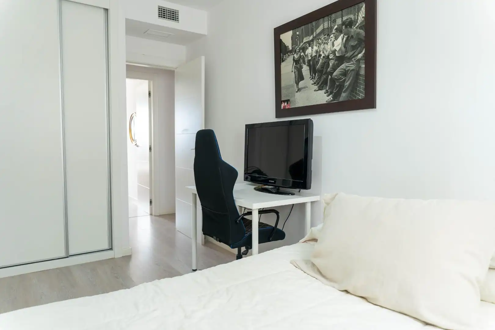 Habitación de Piso en venta en Tomares con Aire acondicionado, Calefacción y Jardín privado