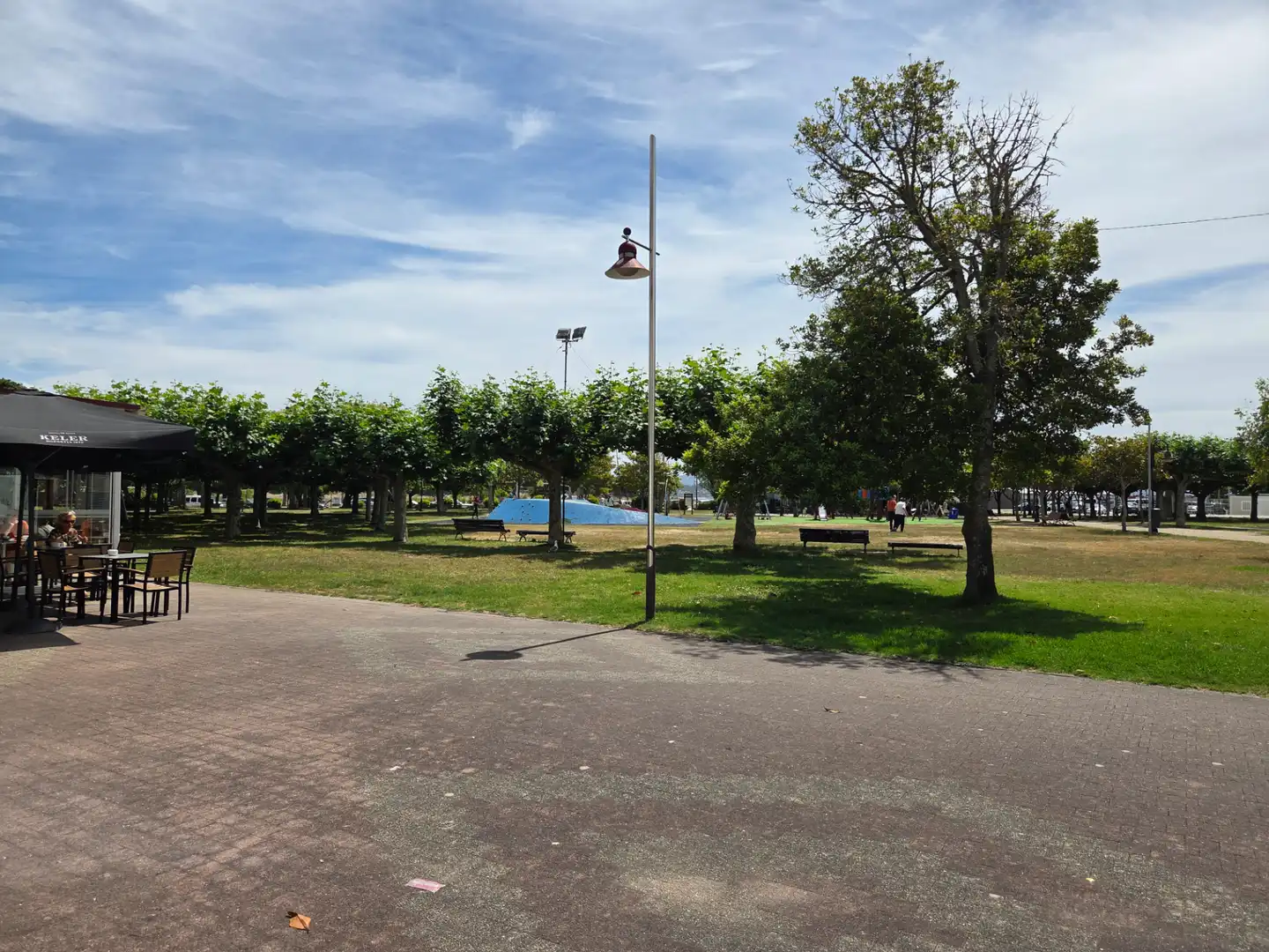 Parkplatz von Geschaftsraum zur Miete in Sanxenxo