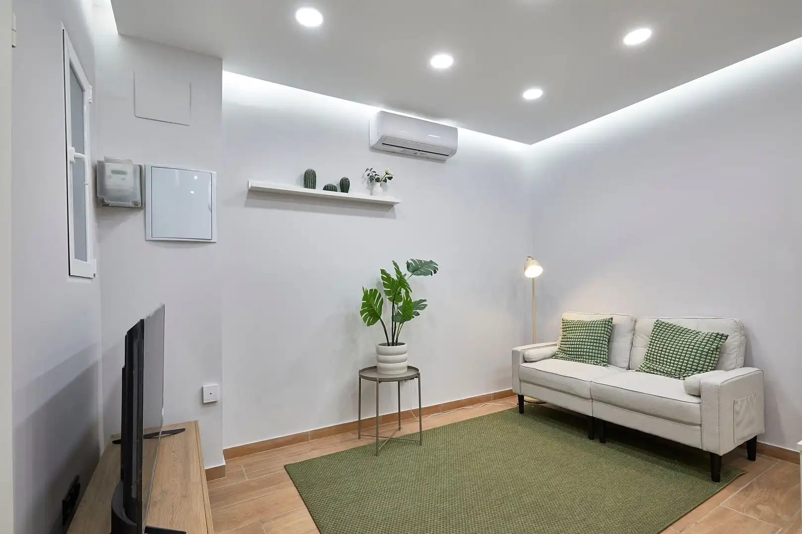 Living room of Flat for sale in Barcelona  with Air Conditioner and Parquet flooring