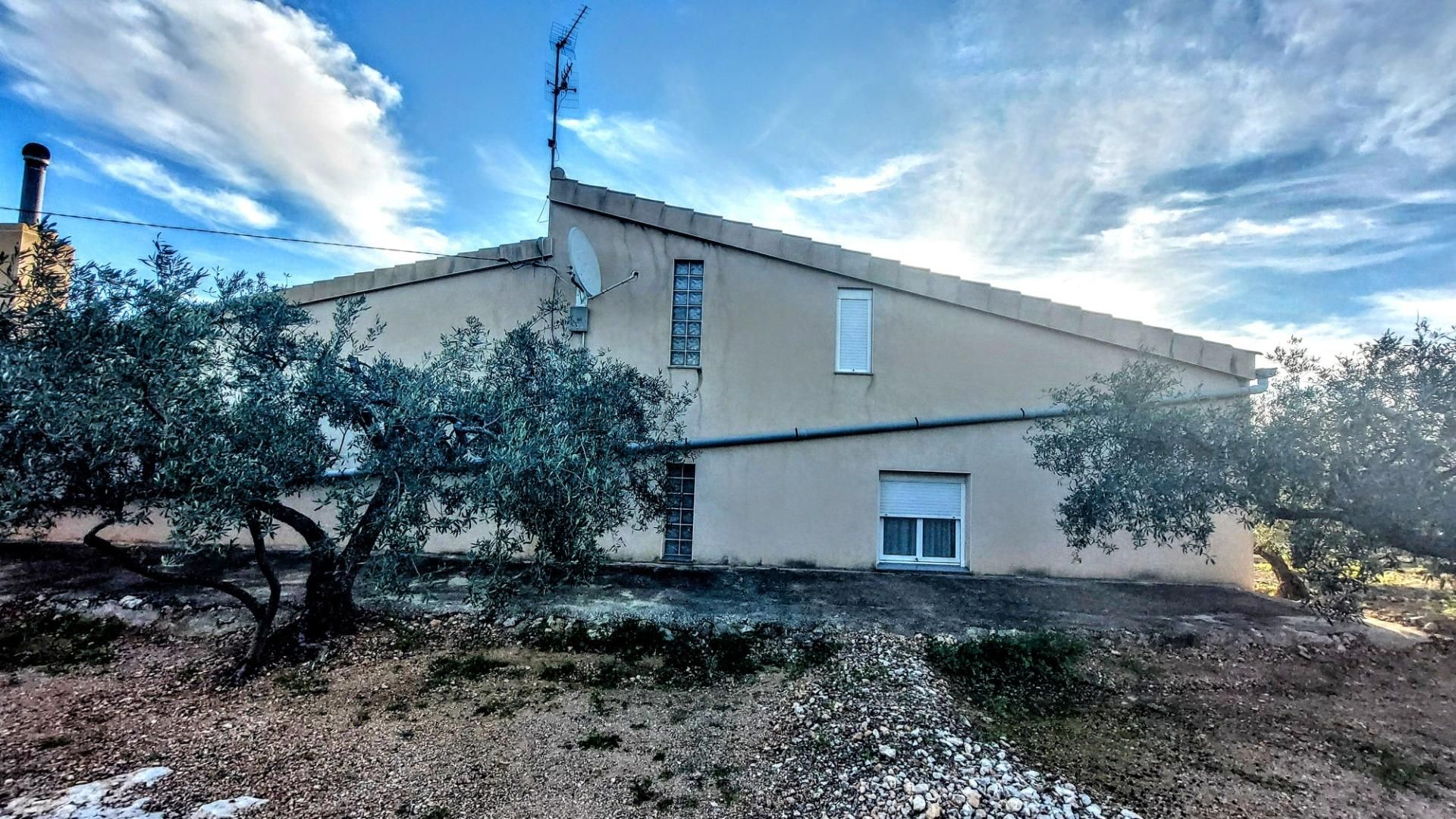 Vista exterior de Finca rústica en venda en L'Ametlla de Mar  amb Jardí privat i Terrassa