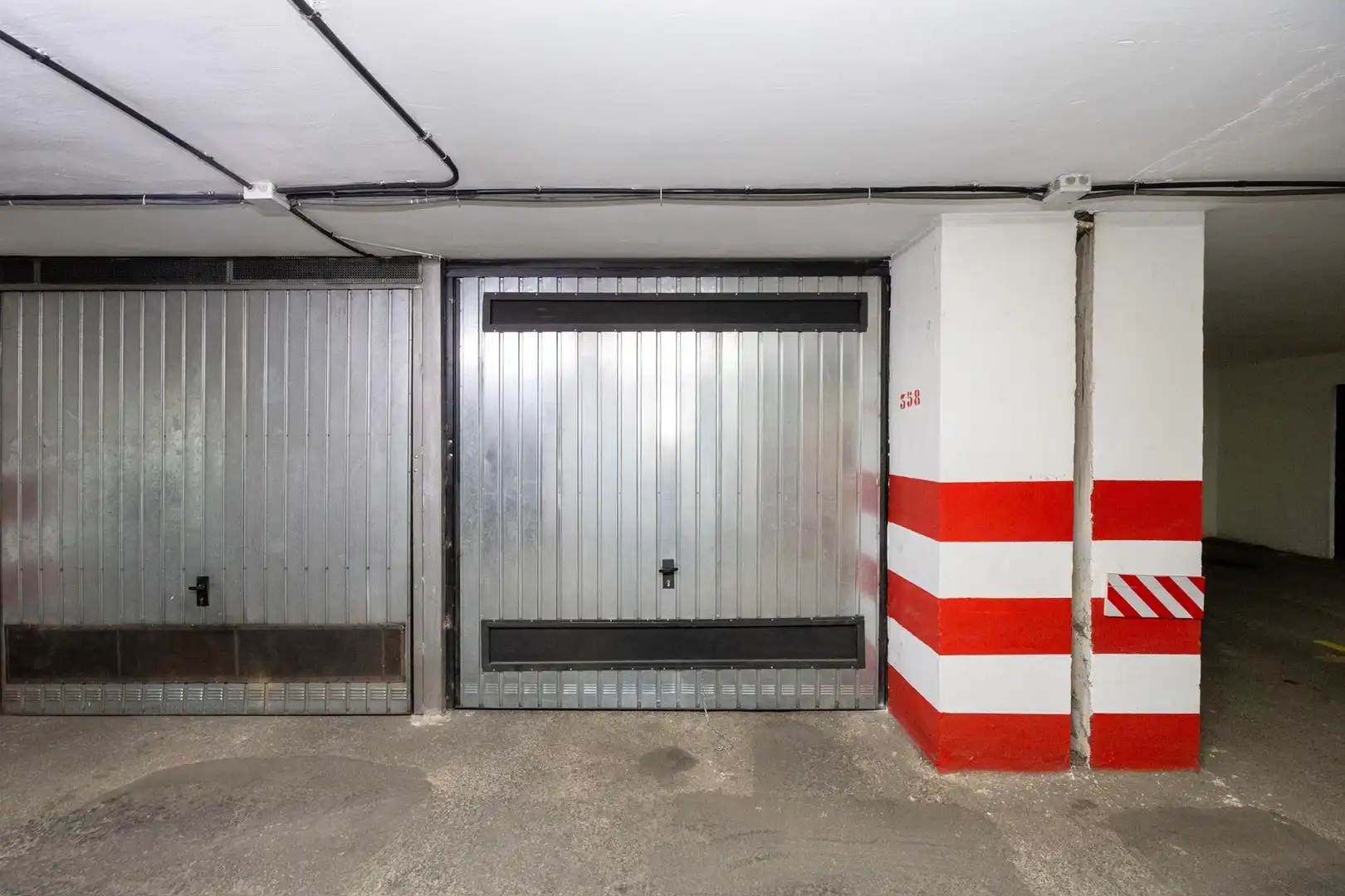 Parking de Piso en venta en Granada con Calefacción