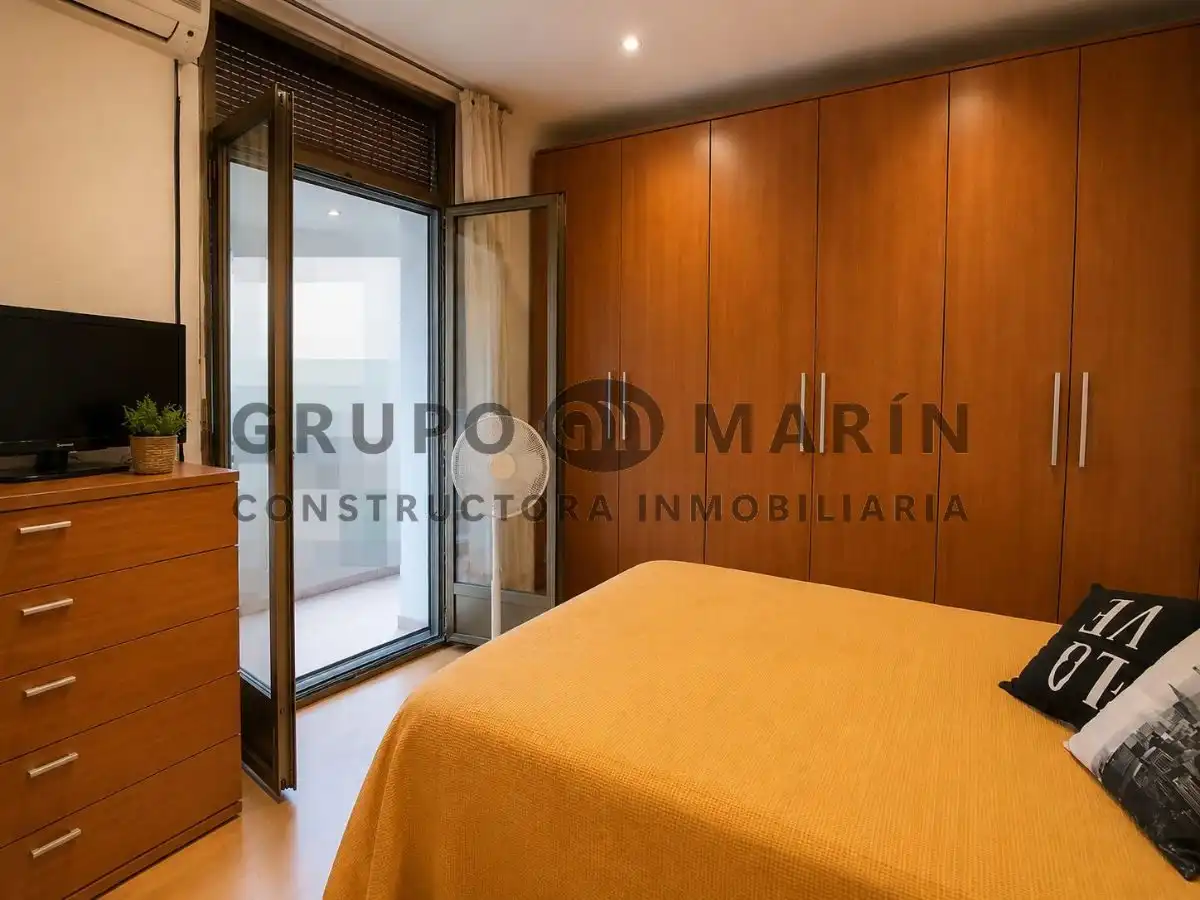Appartamento con terrazza in vendita a Calle Maria Aguilo, imagen 4