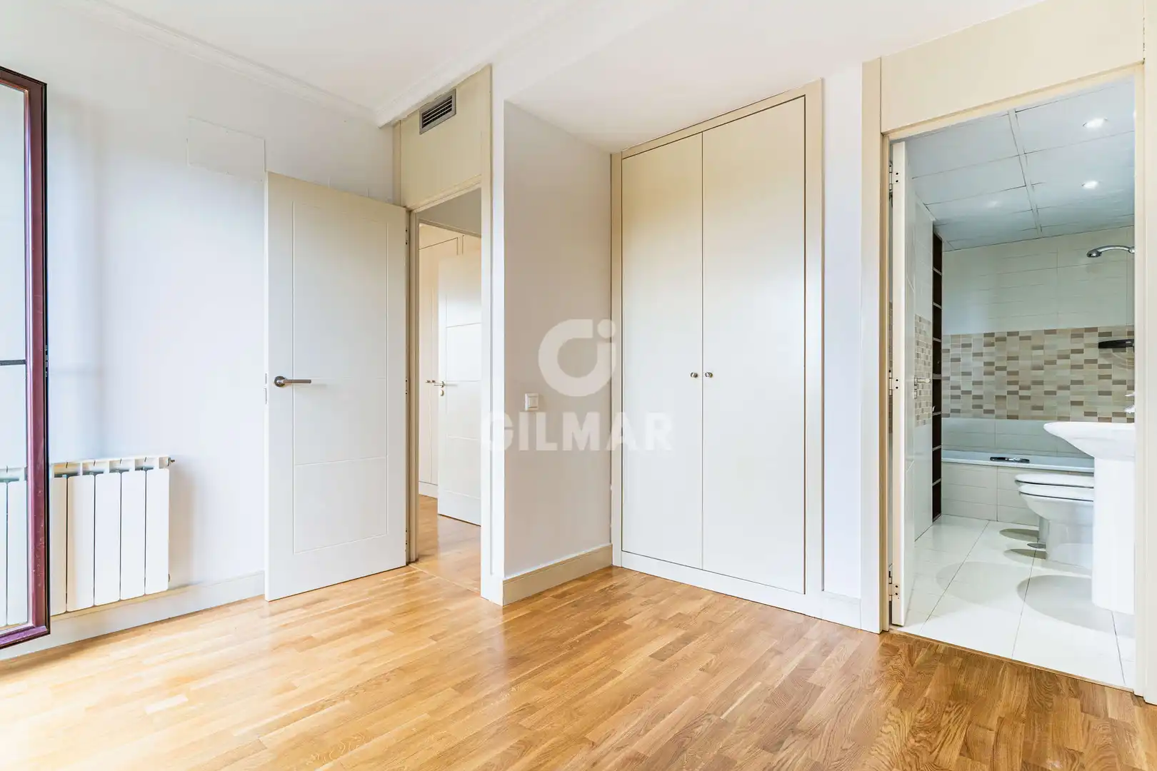 Schlafzimmer von Maisonette zum Verkauf in Boadilla del Monte mit Heizung, Abstellraum und Schwimmbad