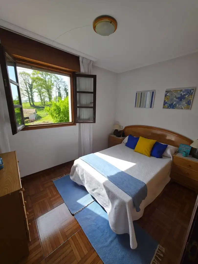 Habitación de Casa o chalet en venta en Nava con Piscina