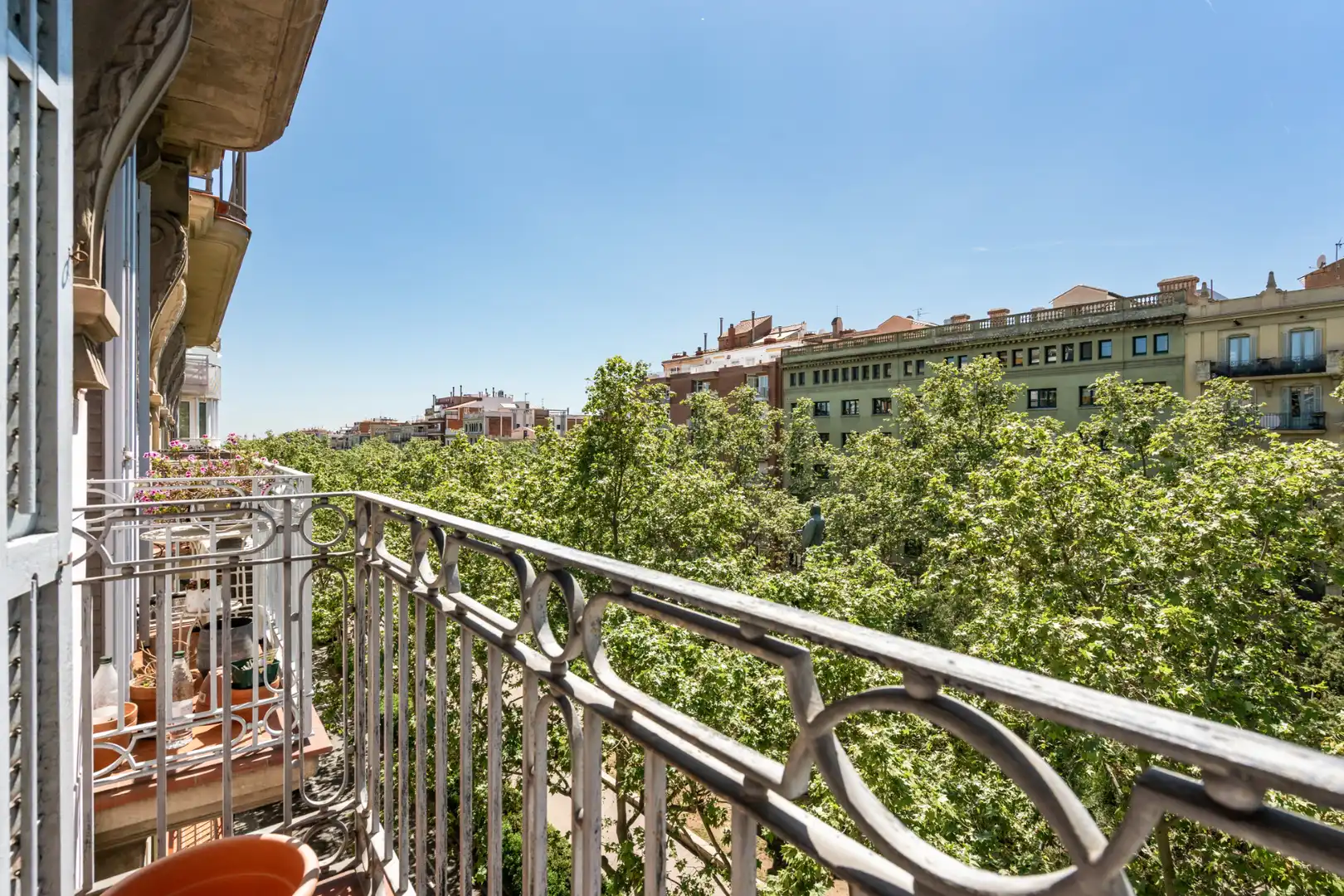 Terraza de Piso en venta en Barcelona con Balcón