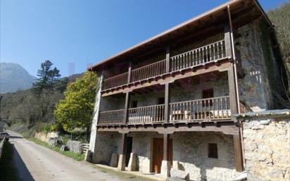 Außenansicht von Haus oder Chalet zum verkauf in Ramales de la Victoria