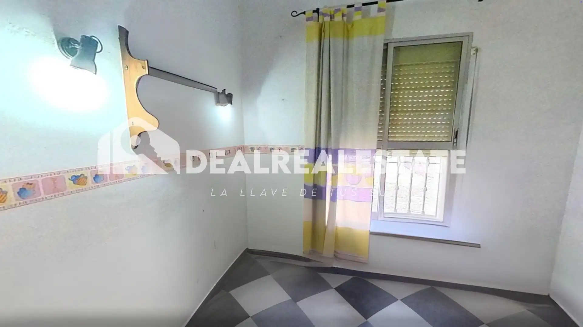 Bedroom of Houses for sale in Brenes  with Air Conditioner, Terrace and Storage room