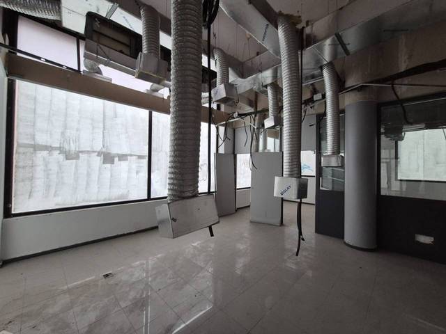 Local comercial en Venta en Paseo Lluís Muncunill en Zona Esportiva