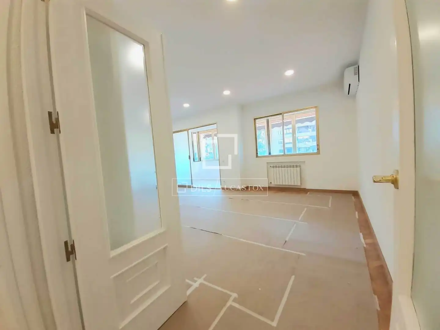 Flat for rent in Madrid  with Air Conditioner, Heating and Private garden