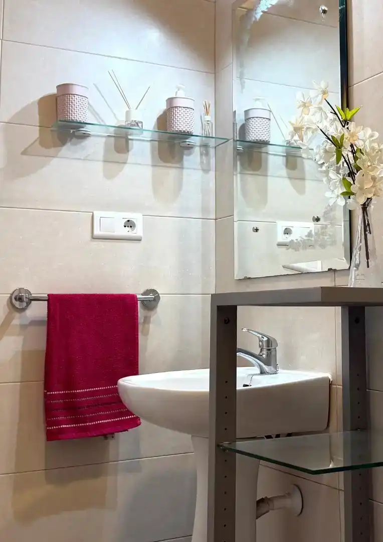 Bany de Planta baixa de lloguer en Osuna amb Aire condicionat, Rentadora i Microones