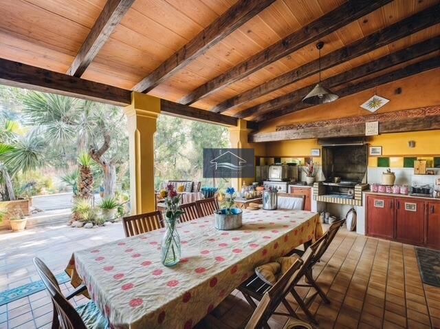 Terrace of House or chalet for sale in Alicante / Alacant  with Air Conditioner, Heating and Storage room