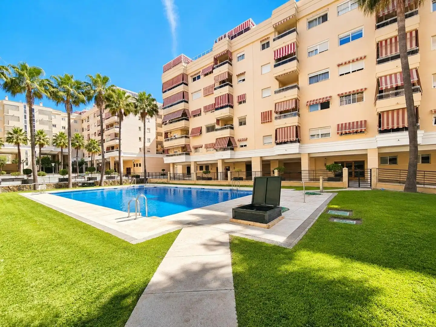 Exterior view of Flat for sale in Málaga  with Air Conditioner, Terrace and Storage room
