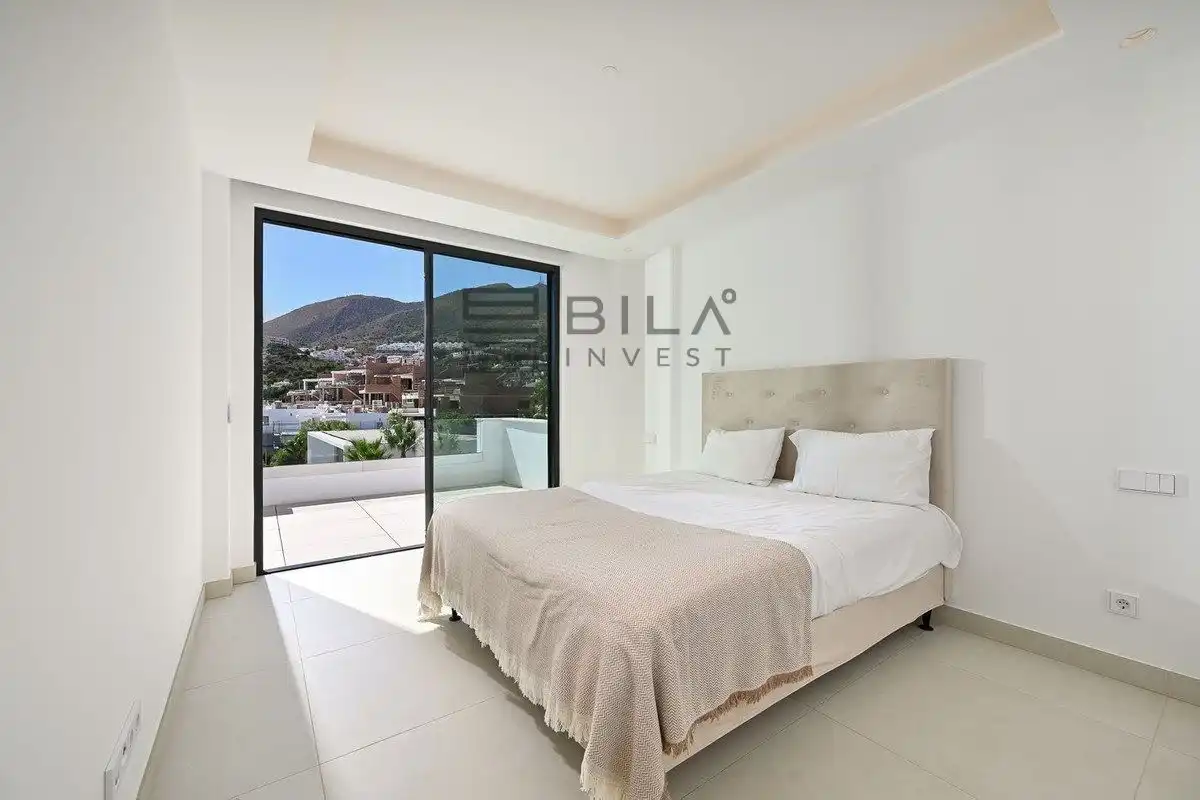 Chalet con piscina en venta en Big Blue, imagen 34