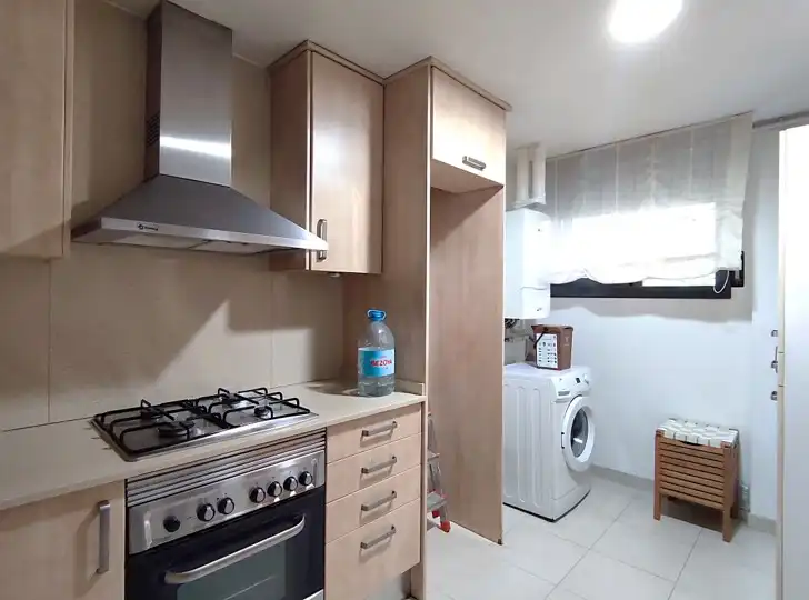 Cocina de Piso de alquiler en Montgat con Calefacción, Parquet y Terraza