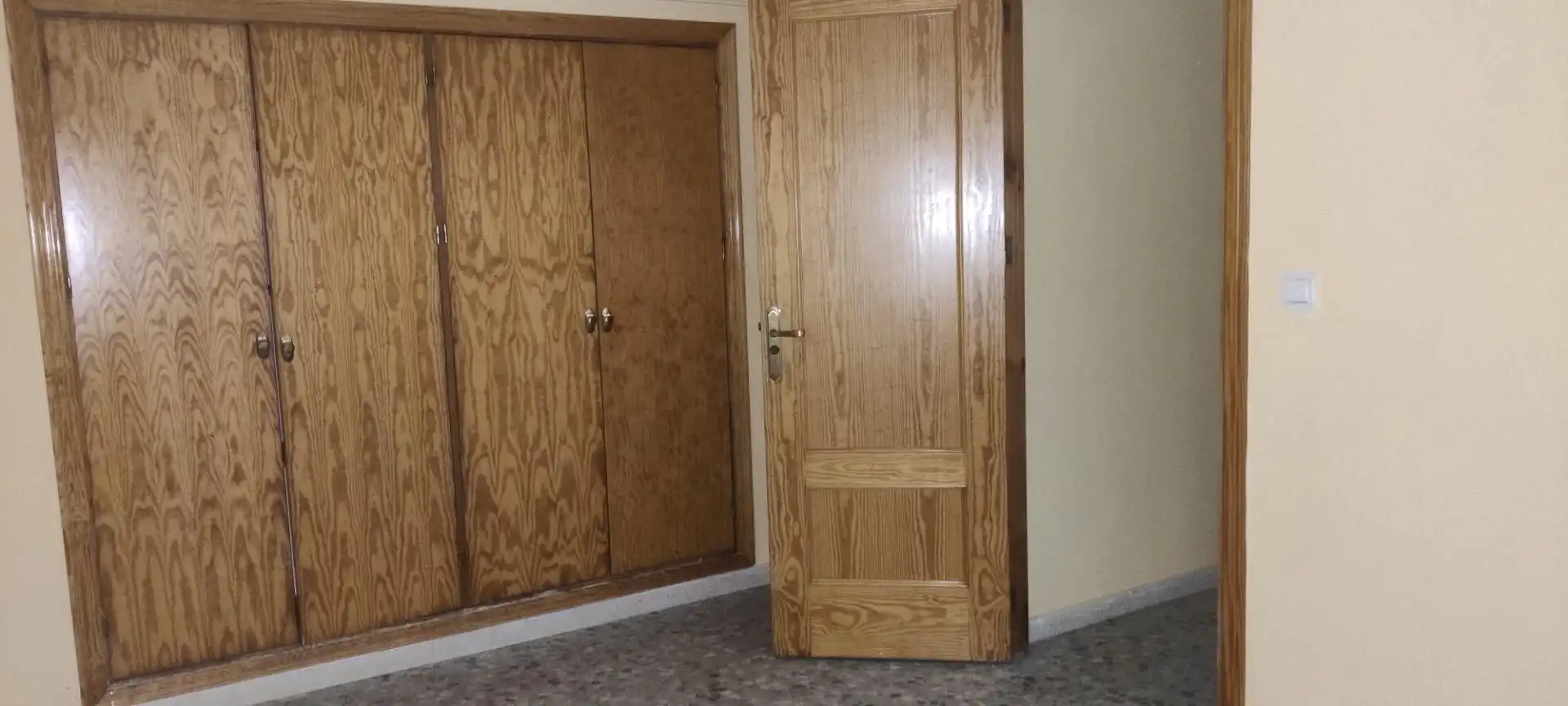Büro zum Verkauf in Huelva