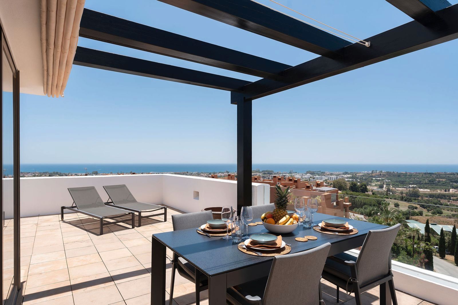 Terrace of Attic for sale in Benahavís  with Air Conditioner, Terrace and Furnished