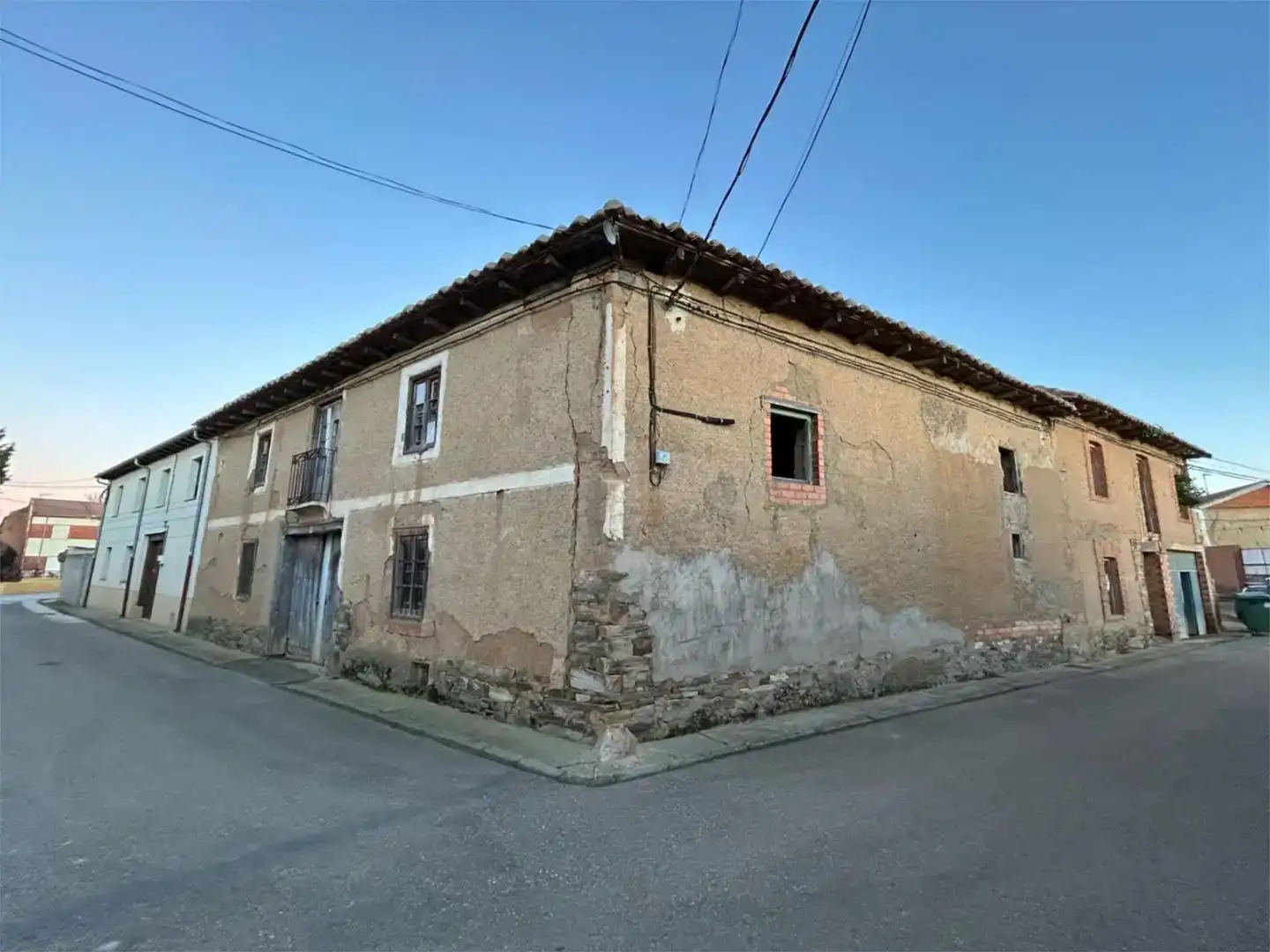 Vista exterior de Pis en venda en Valderrey amb Balcó