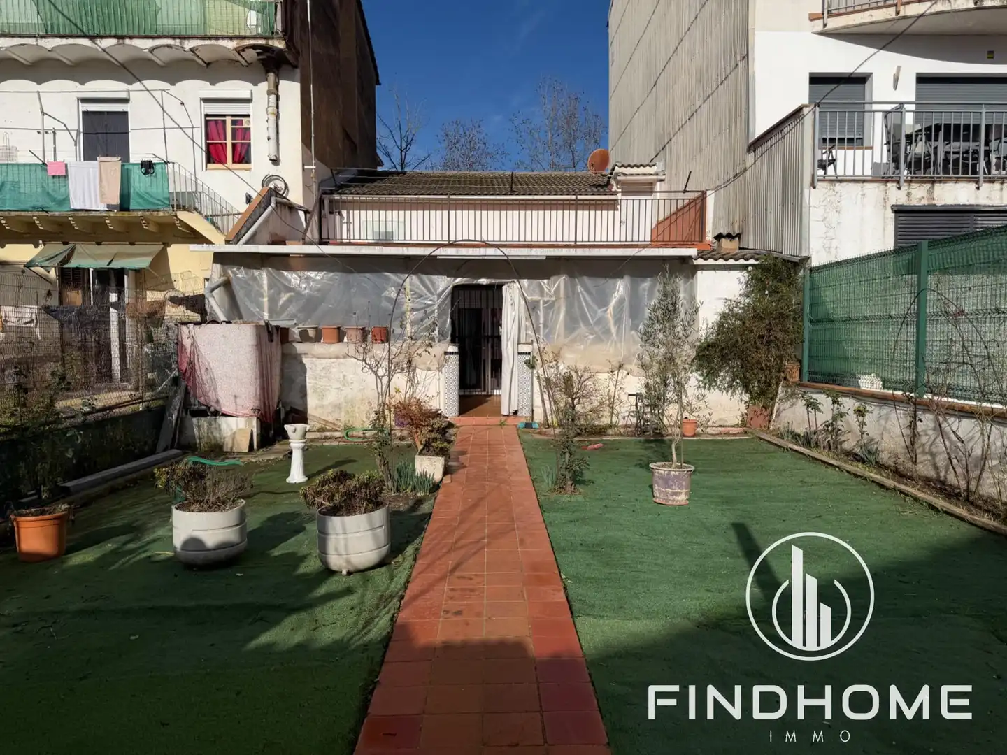 Terrasse von Haus oder Chalet zum Verkauf in Olot mit Privatgarten, Abstellraum und Möbliert