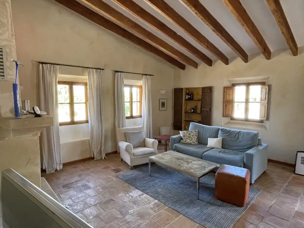Sala de estar de Finca rústica en venta en Pollença con Aire acondicionado, Calefacción y Piscina