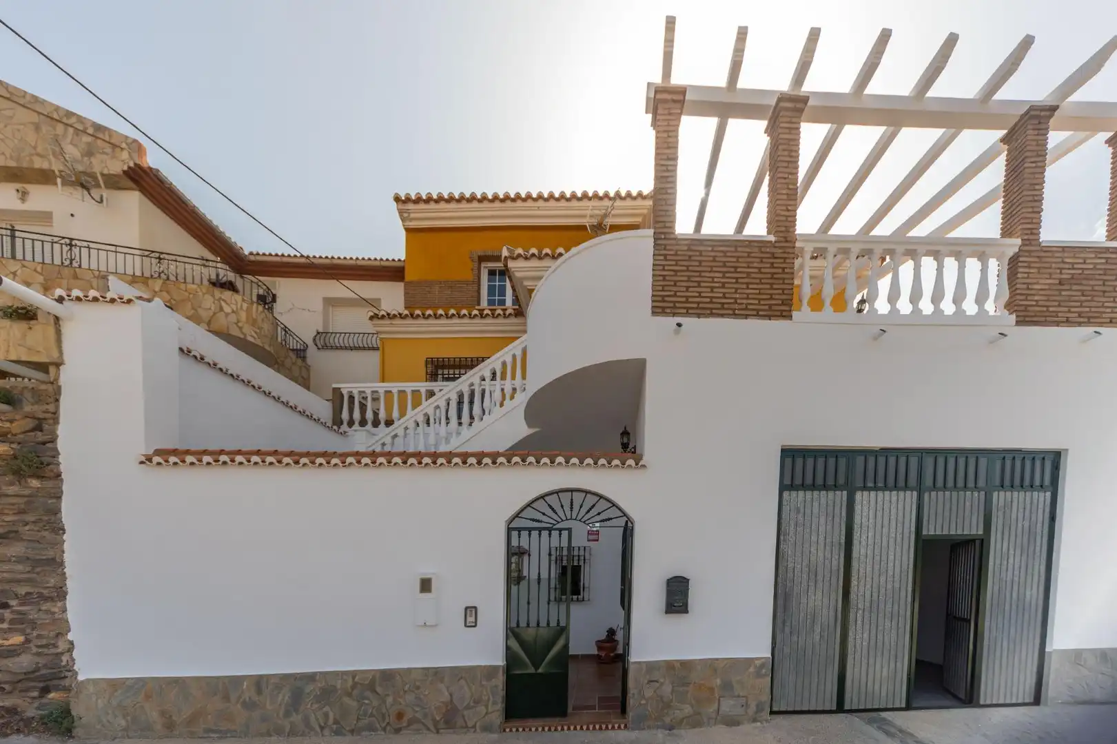 Exterior view of Houses for sale in Aldeire  with Air Conditioner, Heating and Balcony