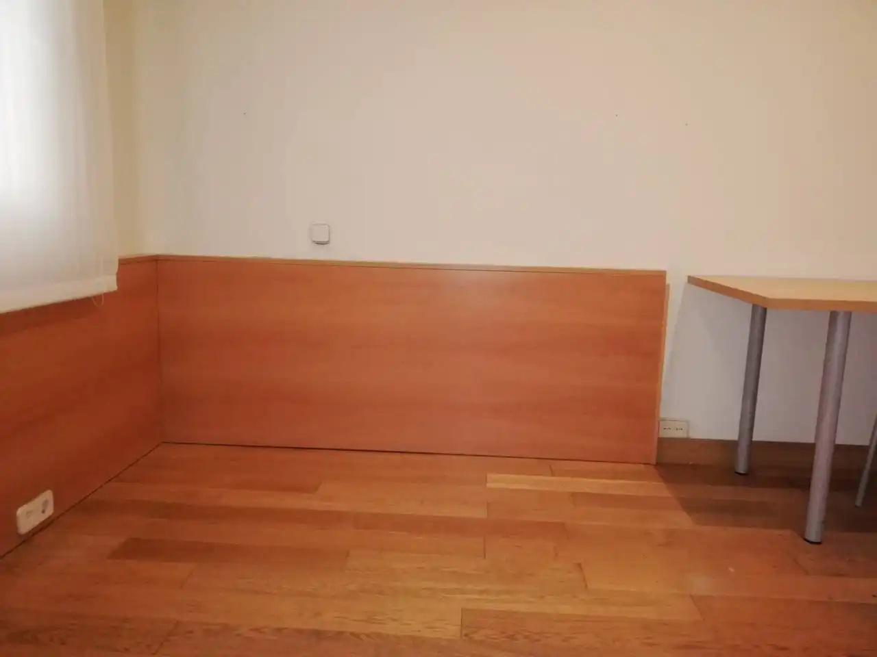Schlafzimmer von Wohnung zur Miete in Girona mit Klimaanlage, Heizung und Parkett