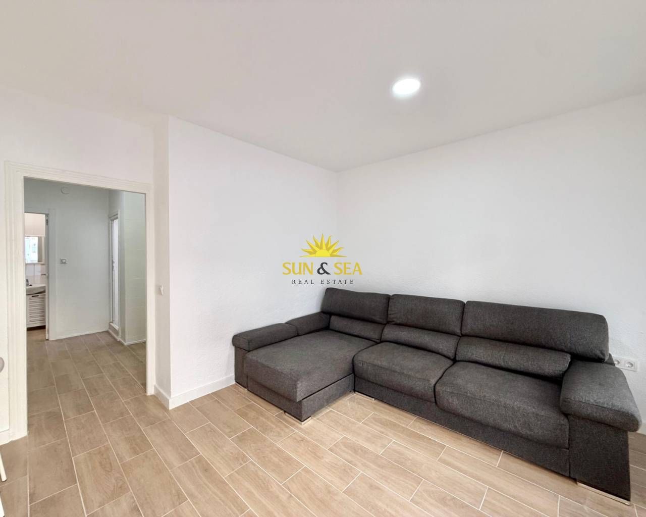 Planta baixa de lloguer en Torrevieja amb Calefacció, Parquet i Terrassa