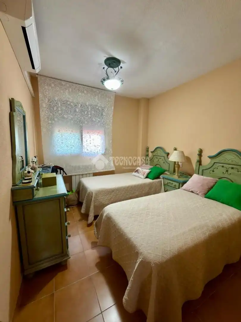 Bedroom of Houses for sale in Valdemoro  with Terrace, Storage room and Swimming Pool
