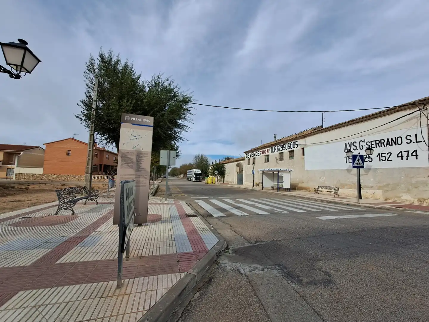 Außenansicht von Garage zum Verkauf in Villatobas