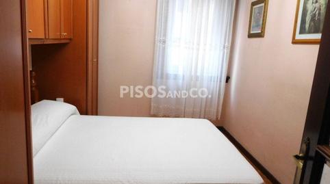 Foto 5 de Piso en venta en Calle San Isidoro, Sagrada Familia, A Coruña Capital