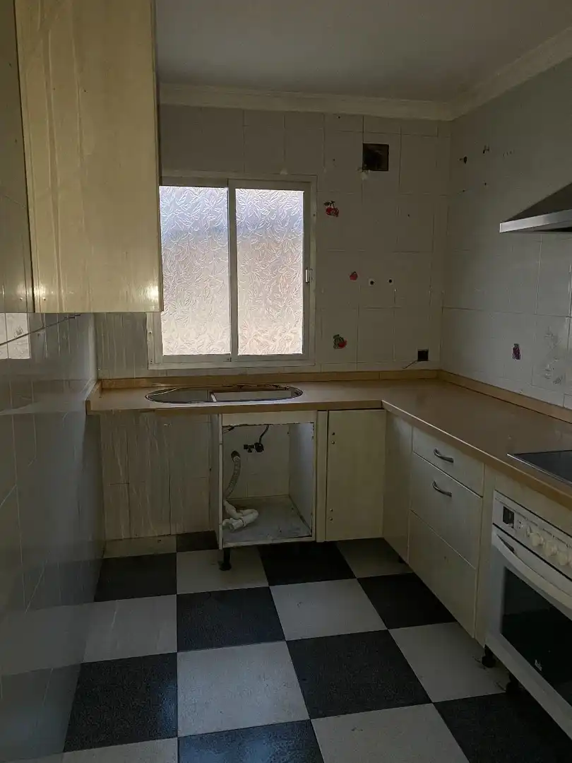 Kitchen of Flat for sale in La Línea de la Concepción