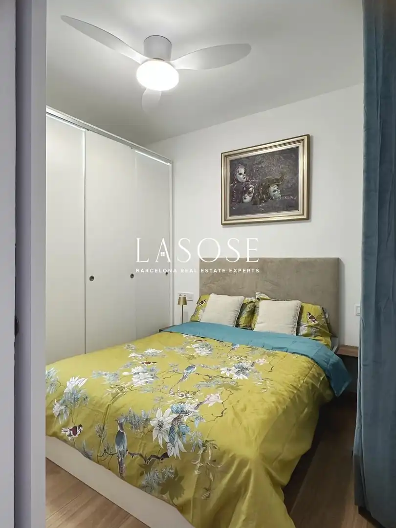 Bedroom of Flat for rent in L'Hospitalet de Llobregat  with Furnished and Balcony