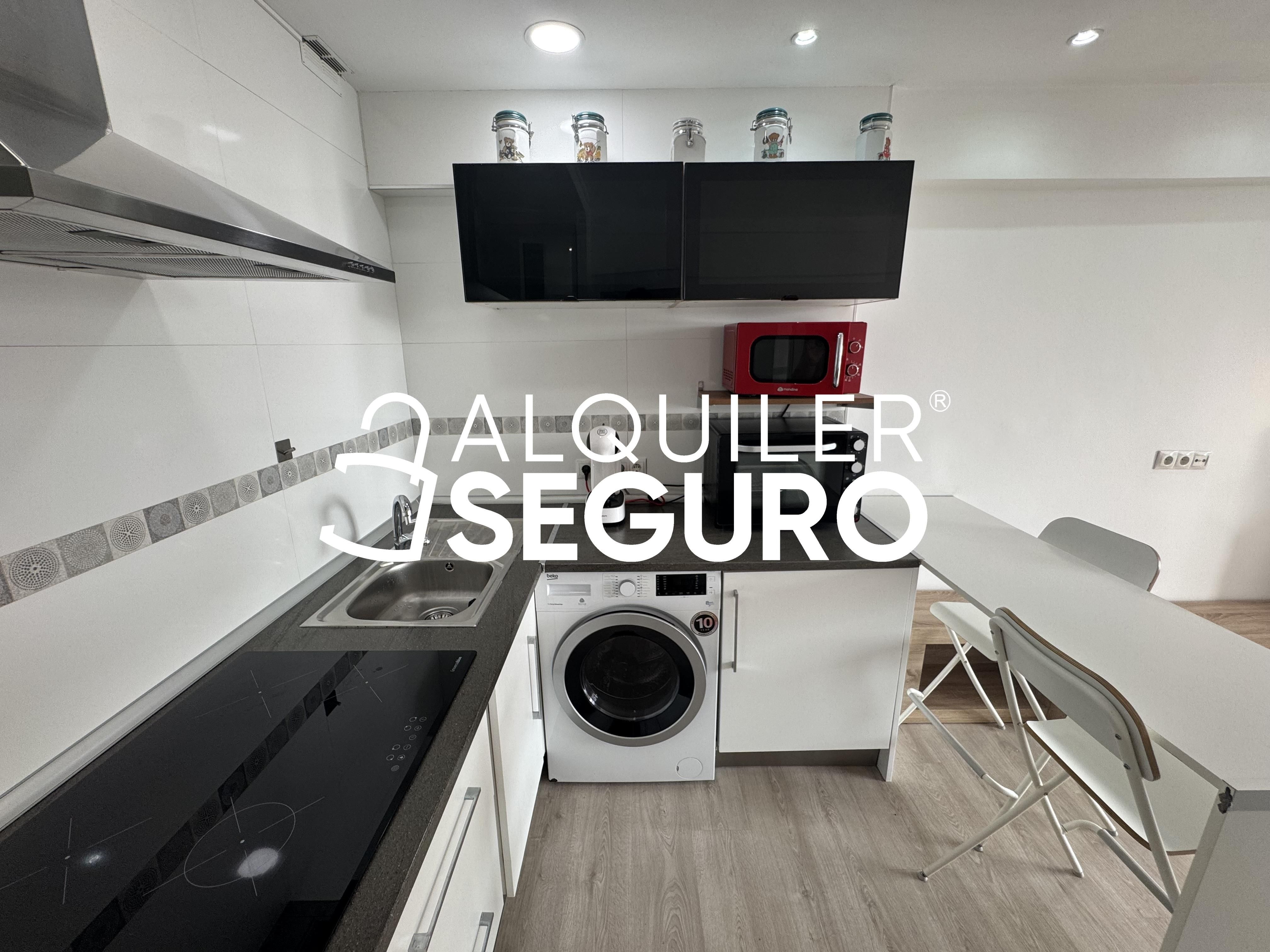 Cuina de Estudi de lloguer en  Palma de Mallorca amb Moblat