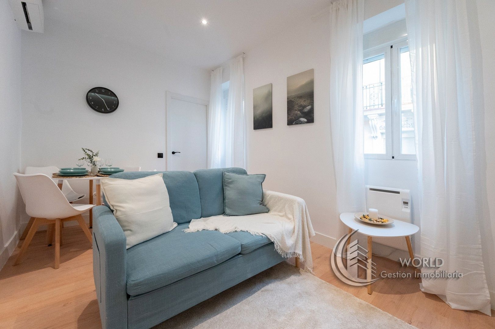 Sala de estar de Piso en venta en  Madrid Capital con Aire acondicionado, Calefacción y Parquet