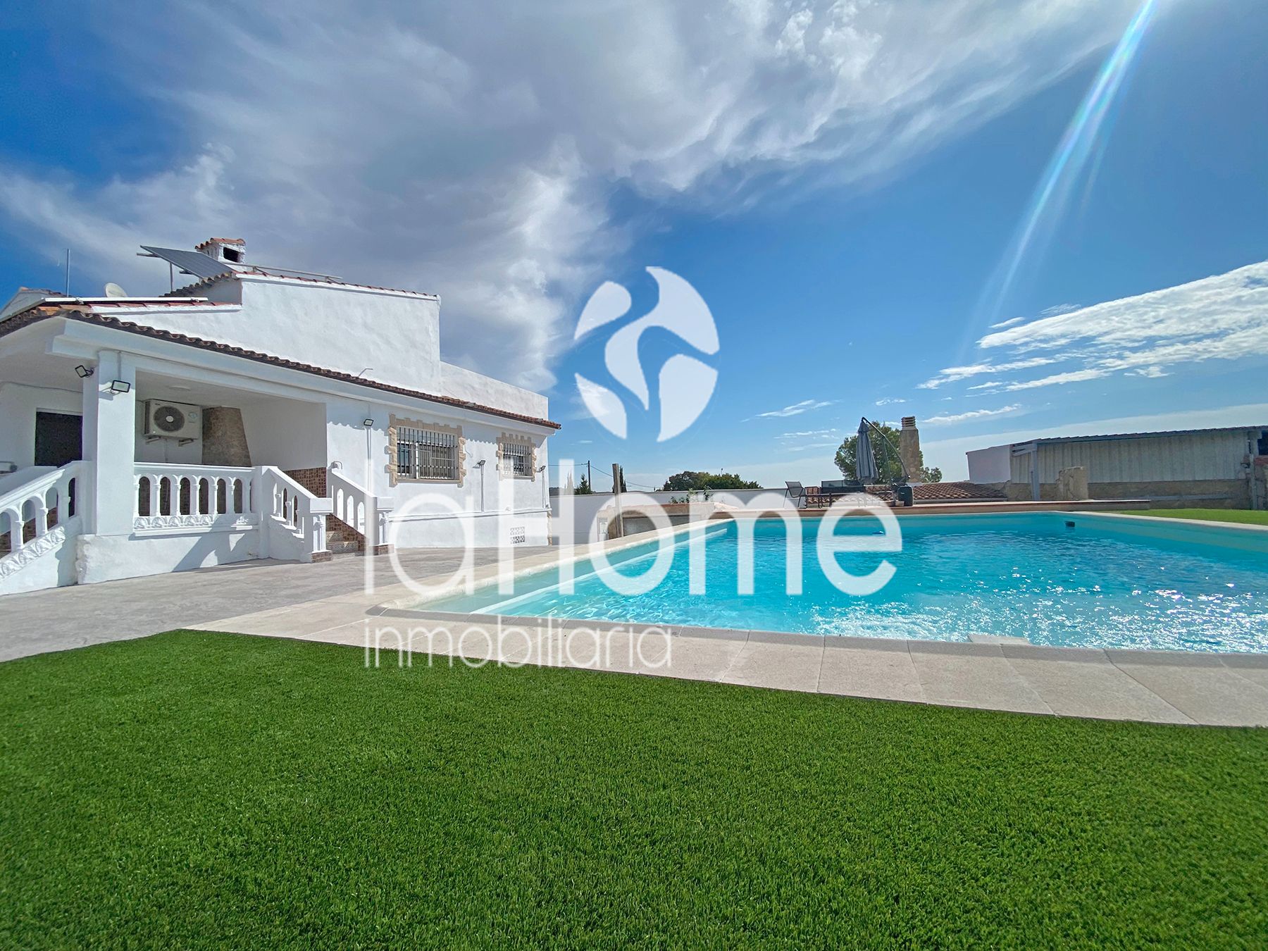 Exterior view of House or chalet for sale in Cheste  with Air Conditioner, Private garden and Terrace
