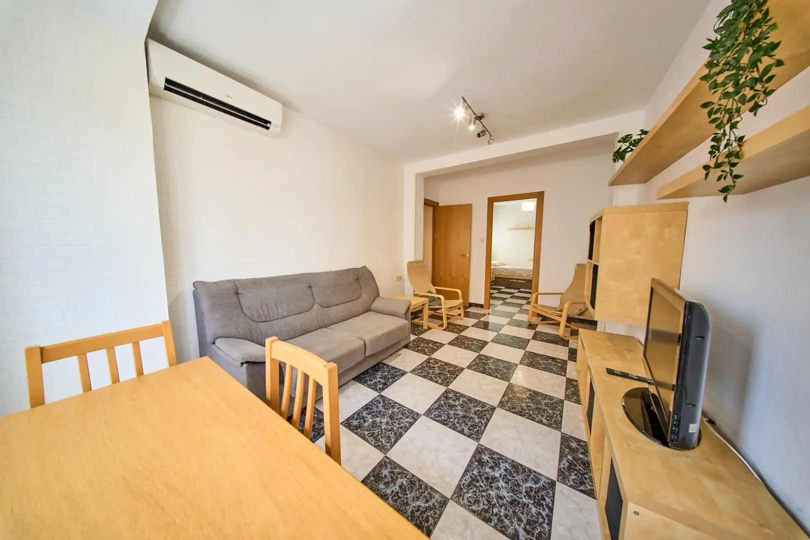 Wohnzimmer von Wohnung zur Miete in Granada