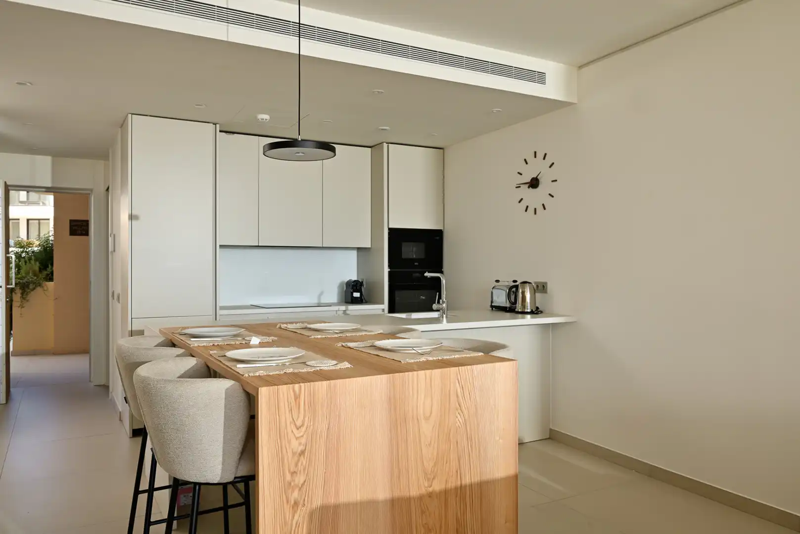 Cuina de Planta baixa en venda en Fuengirola amb Aire condicionat, Jardí privat i Terrassa