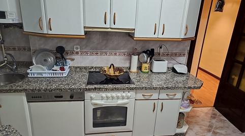 Foto 2 de Piso en venta en Calle Bermúdez de Castro, Teatinos - Los Prados, Asturias