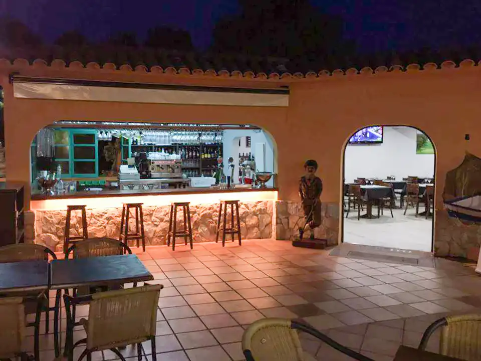 Country house zum Verkauf in Calonge i Sant Antoni mit Klimaanlage, Heizung und Privatgarten