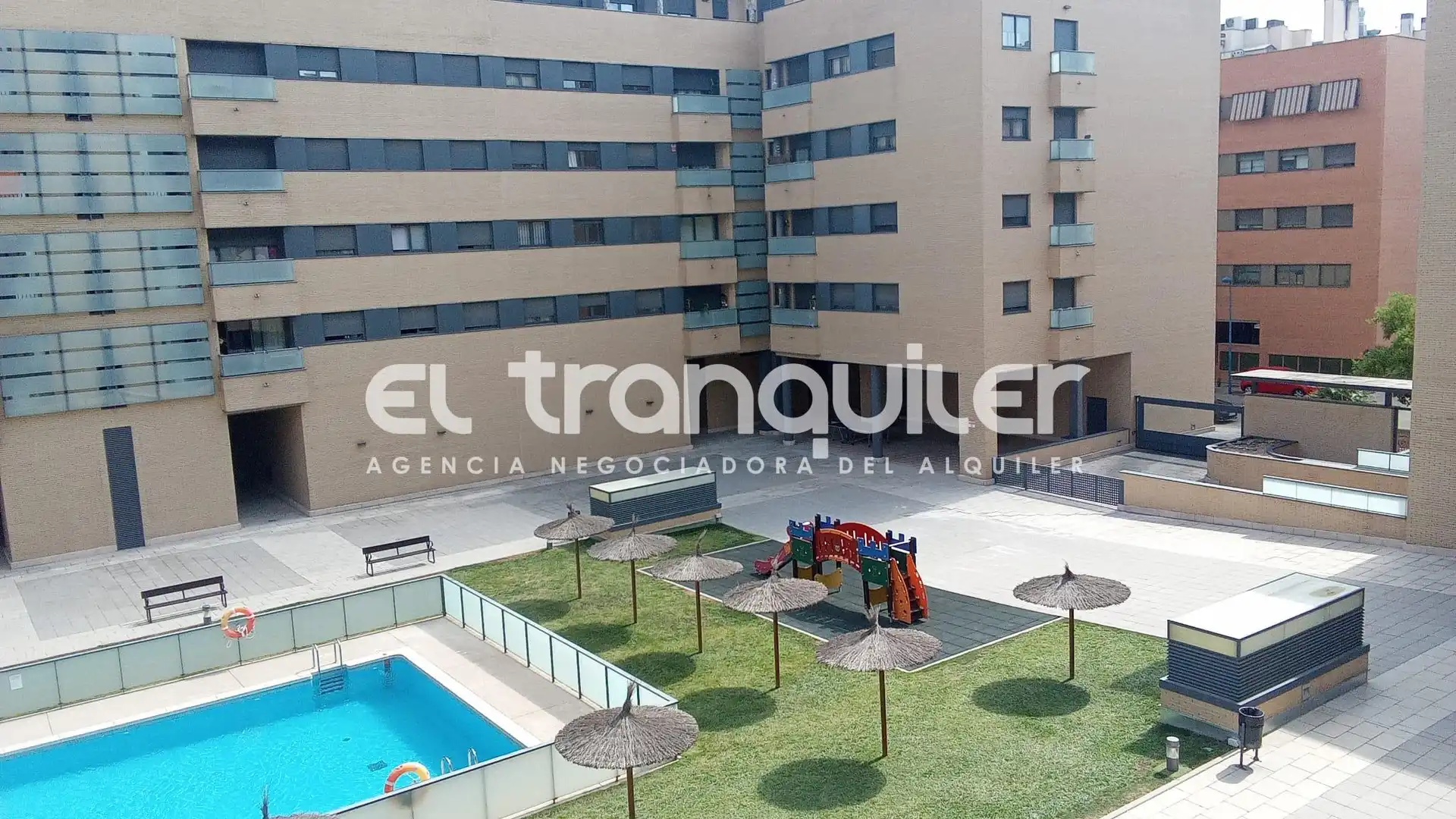 Piscina de Piso de alquiler en Leganés con Terraza, Trastero y Piscina