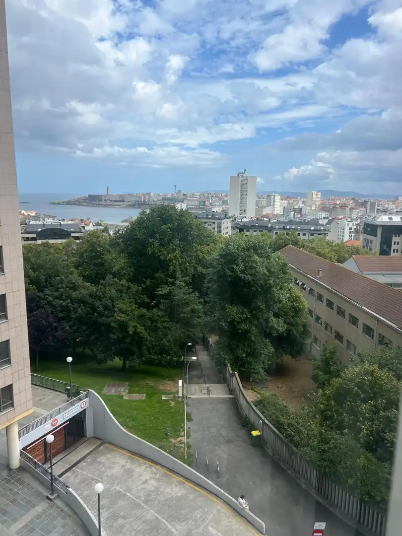 Exterior view of Flat for rent in A Coruña Capital   with Heating, Furnished and Oven