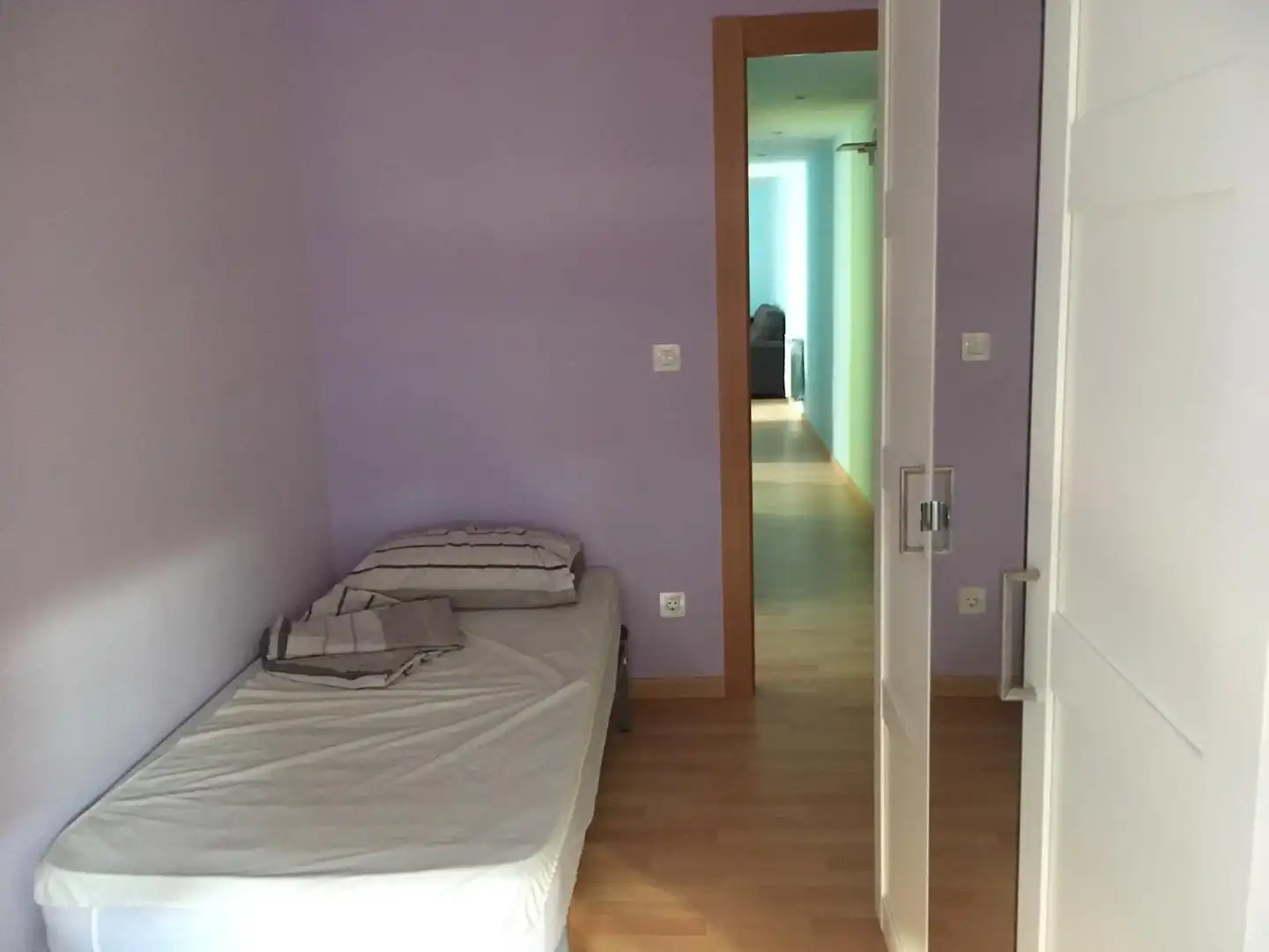 Schlafzimmer von Wohnung zur Miete in Zaragoza mit Heizung, Parkett und Möbliert
