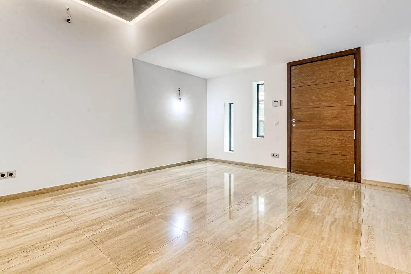 Living room of Houses for sale in Figueres  with Private garden, Terrace and Swimming Pool