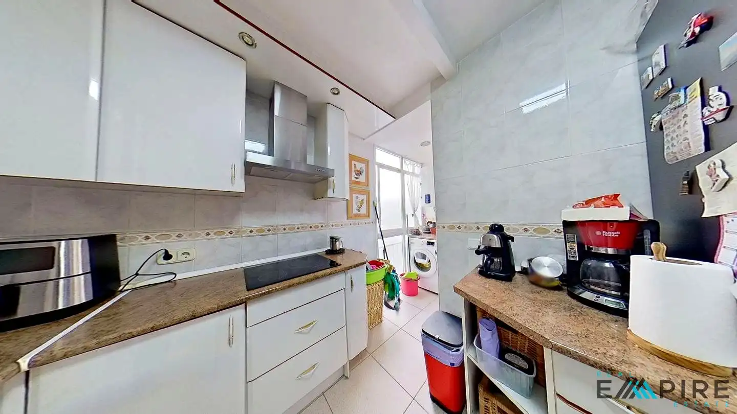 Cocina de Piso en venta en Parla con Aire acondicionado, Calefacción y Terraza