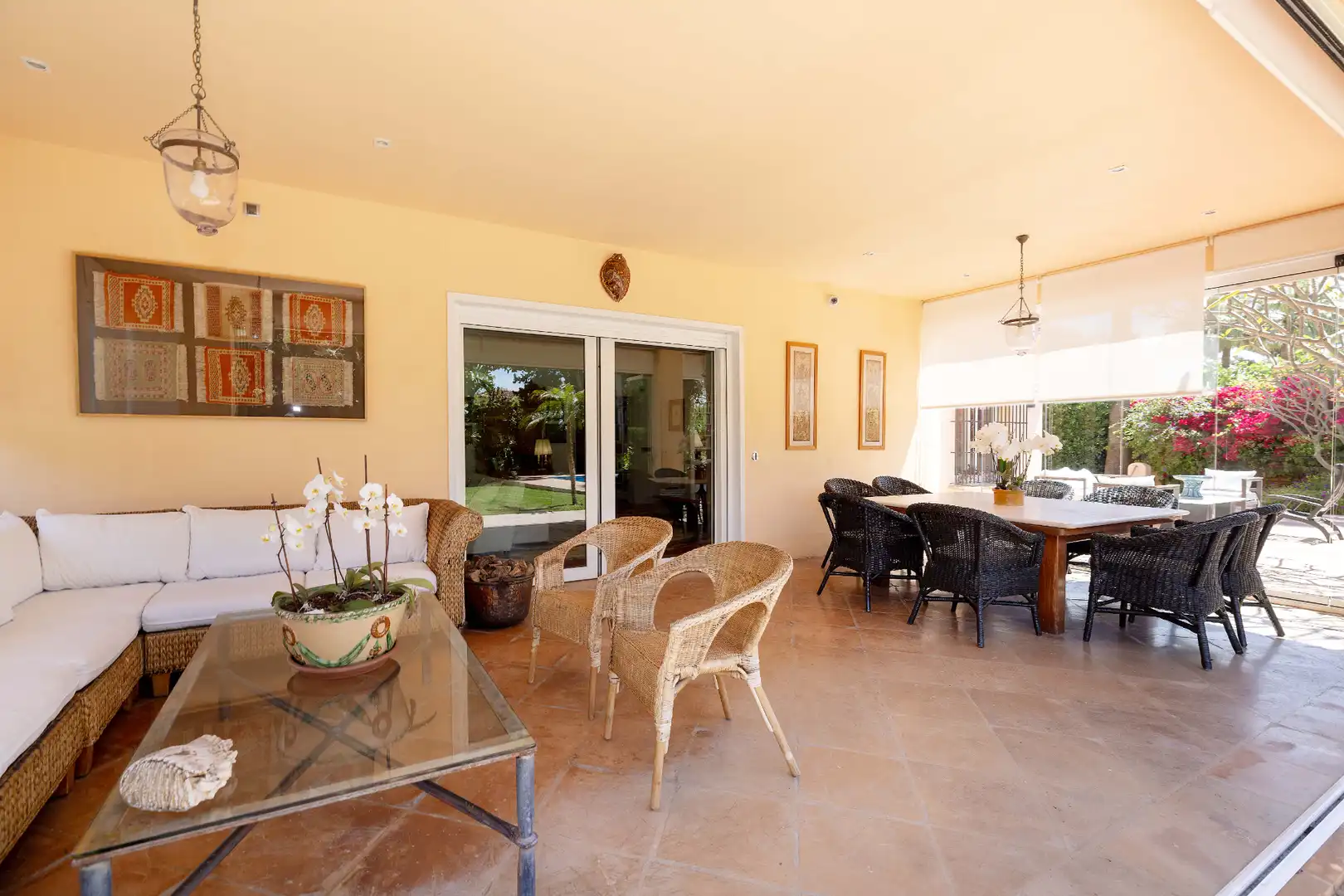 Terrassa de Casa o xalet en venda en Málaga amb Aire condicionat, Calefacció i Jardí privat