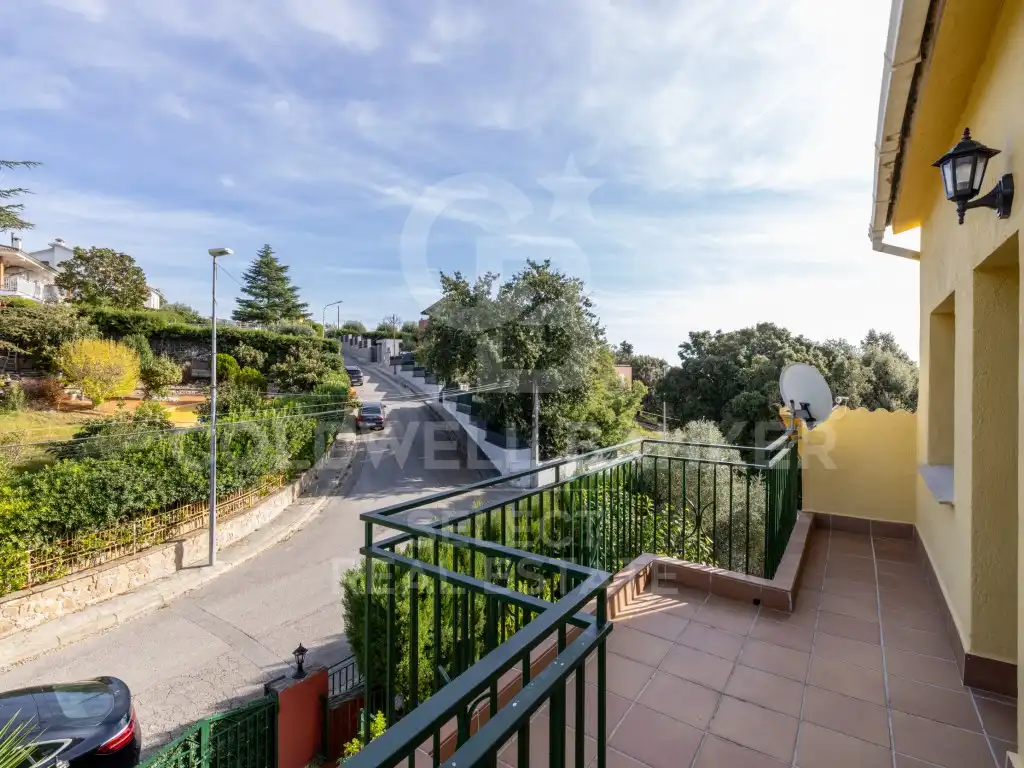 Terrassa de Casa o xalet en venda en Castellar del Vallès