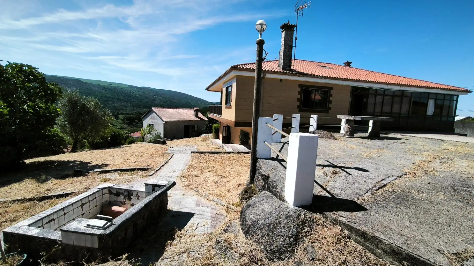 Vista exterior de Casa o chalet en venta en A Lama   con Calefacción, Trastero y Balcón