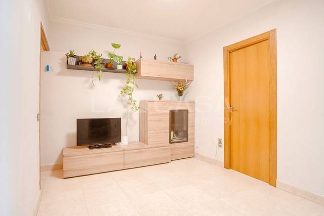 Piso en Venta en Pubilla Cases