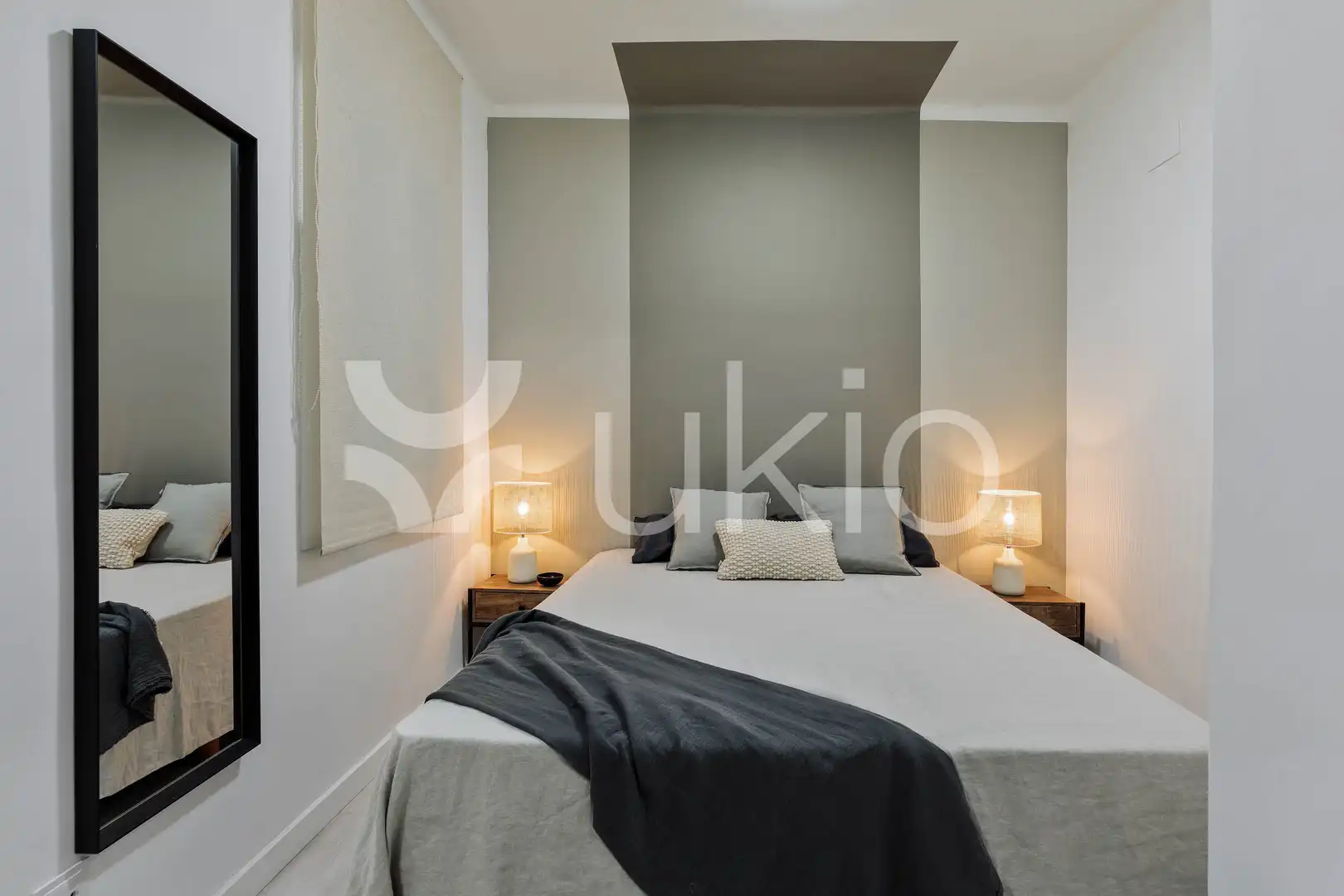 Habitación de Apartamento de alquiler en Barcelona con Aire acondicionado, Calefacción y Amueblado