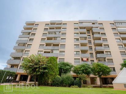 Exterior view of Flat for sale in  Tarragona Capital  with Terrace, Swimming Pool and Balcony