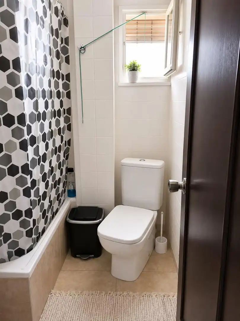 Baño de Piso en venta en Valencia con Aire acondicionado, Amueblado y Balcón
